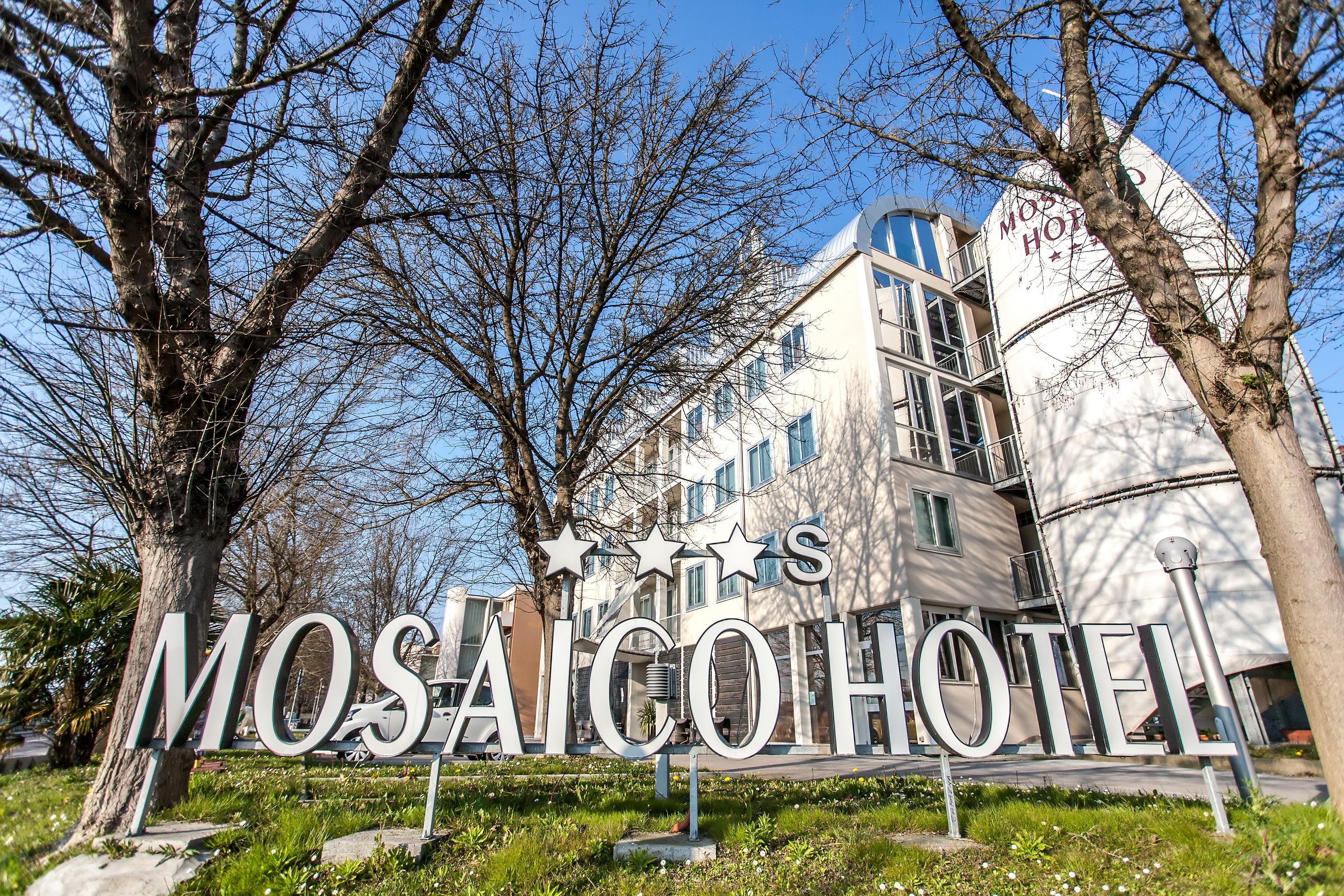 Hotel Mosaico Равена Екстериор снимка