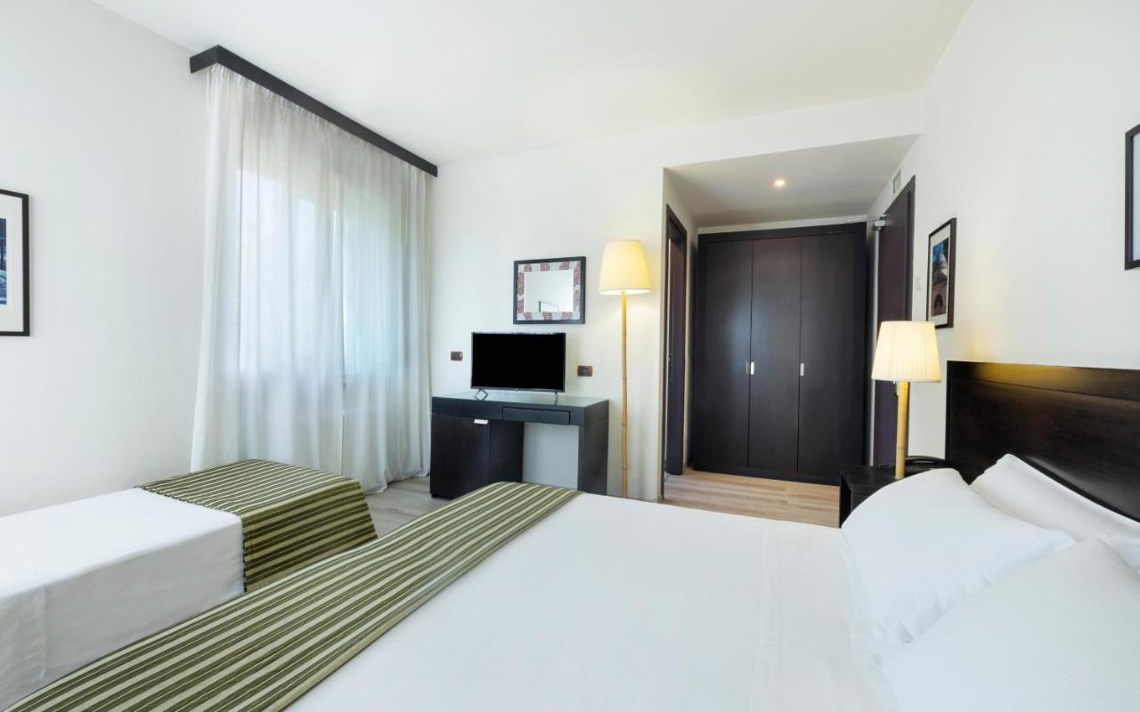 Hotel Mosaico Равена Екстериор снимка