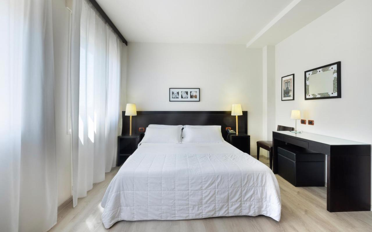 Hotel Mosaico Равена Екстериор снимка