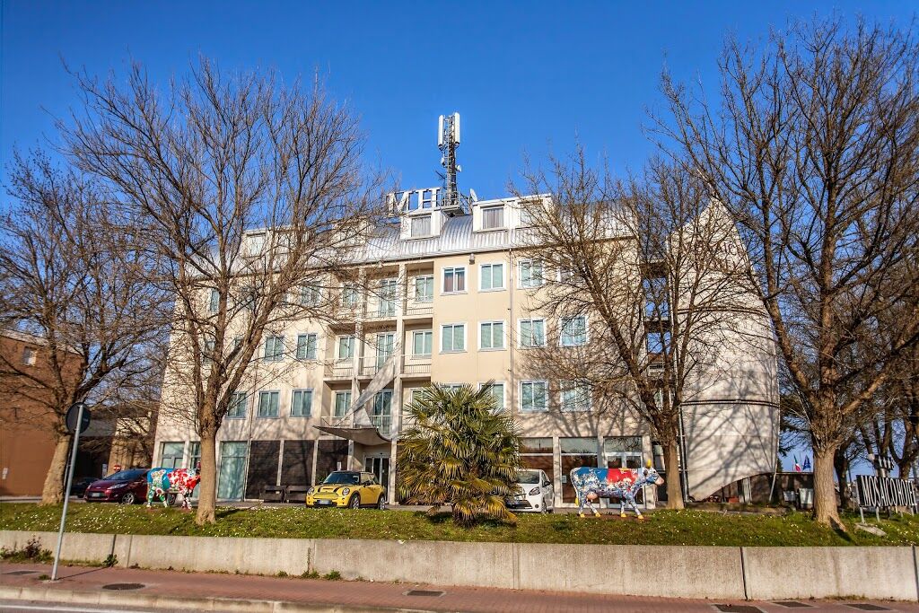 Hotel Mosaico Равена Екстериор снимка
